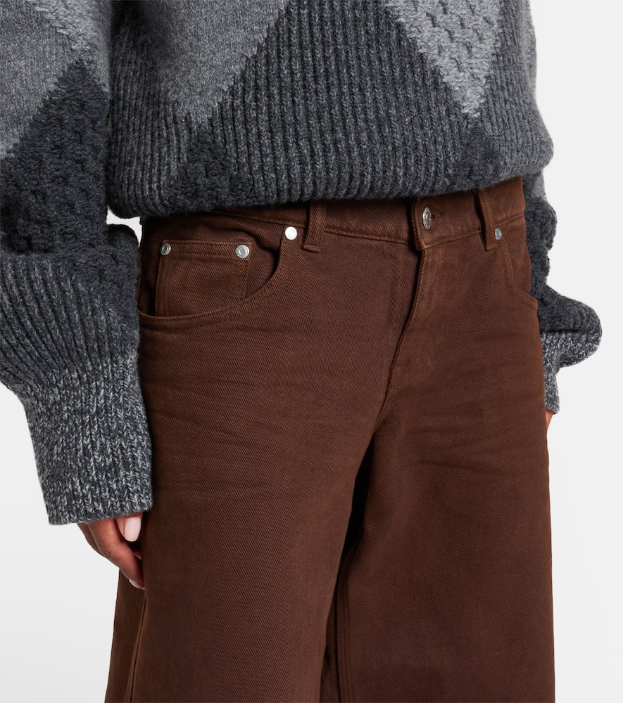 Low-rise wide-leg jeans