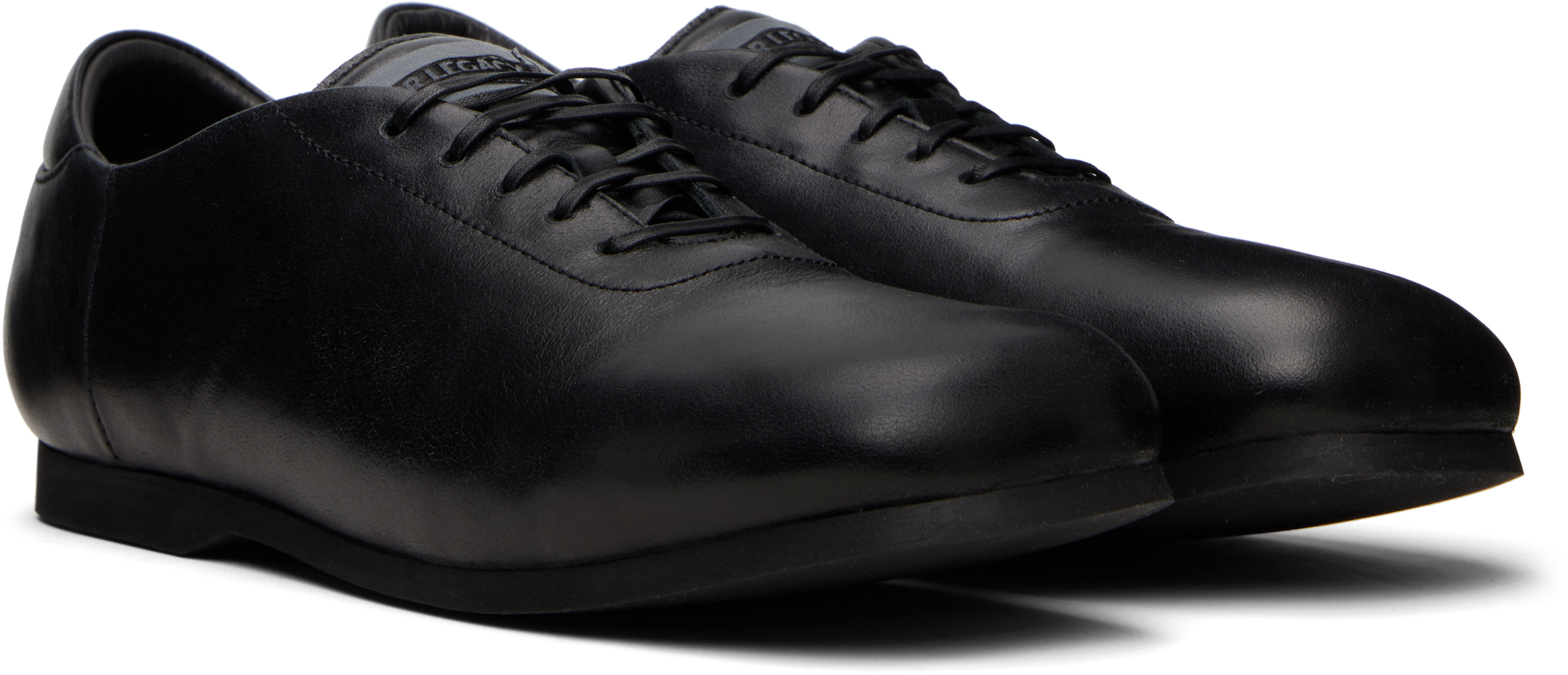 Black Sneak In Derbys