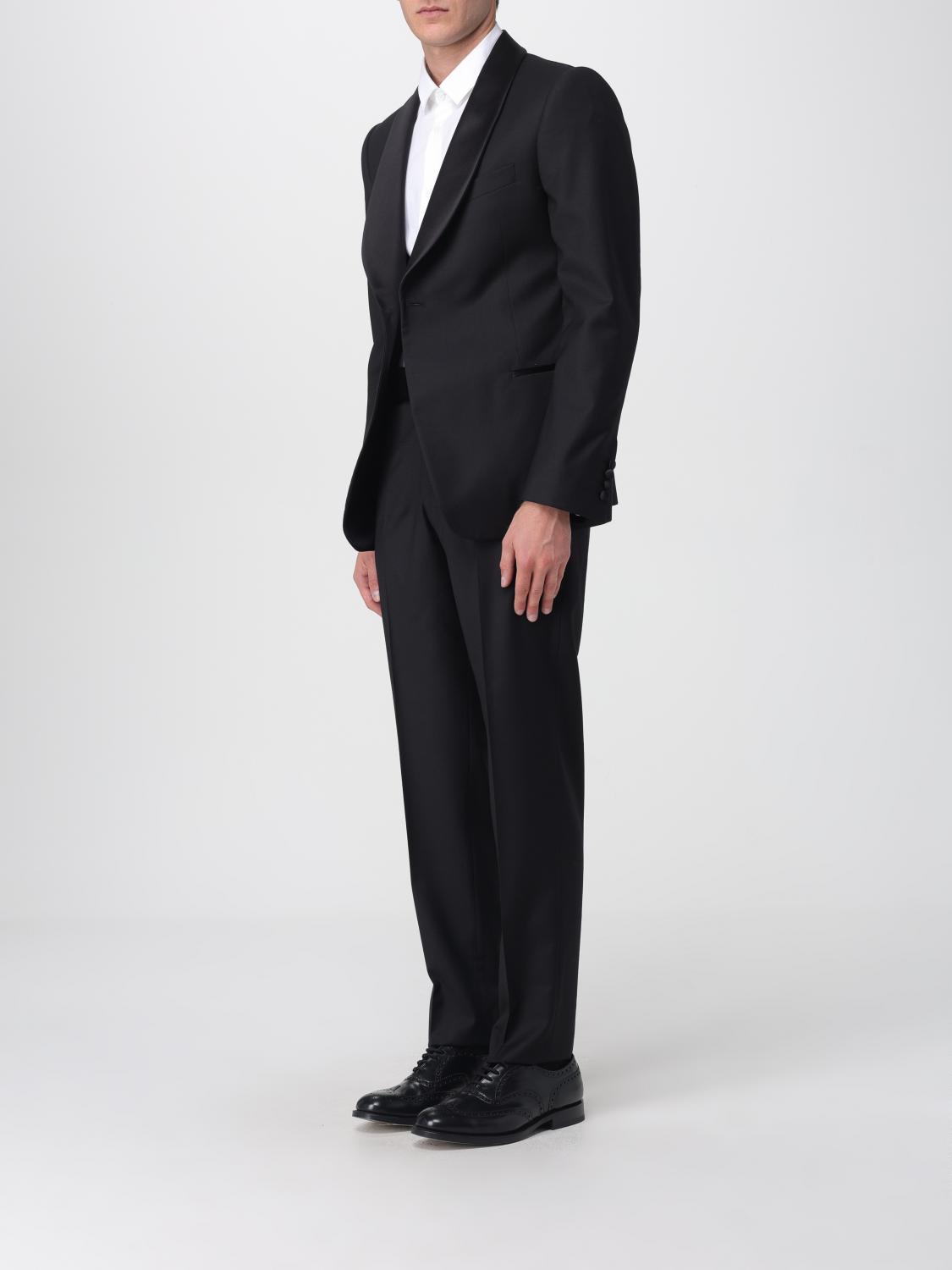 Suit Men color Blue