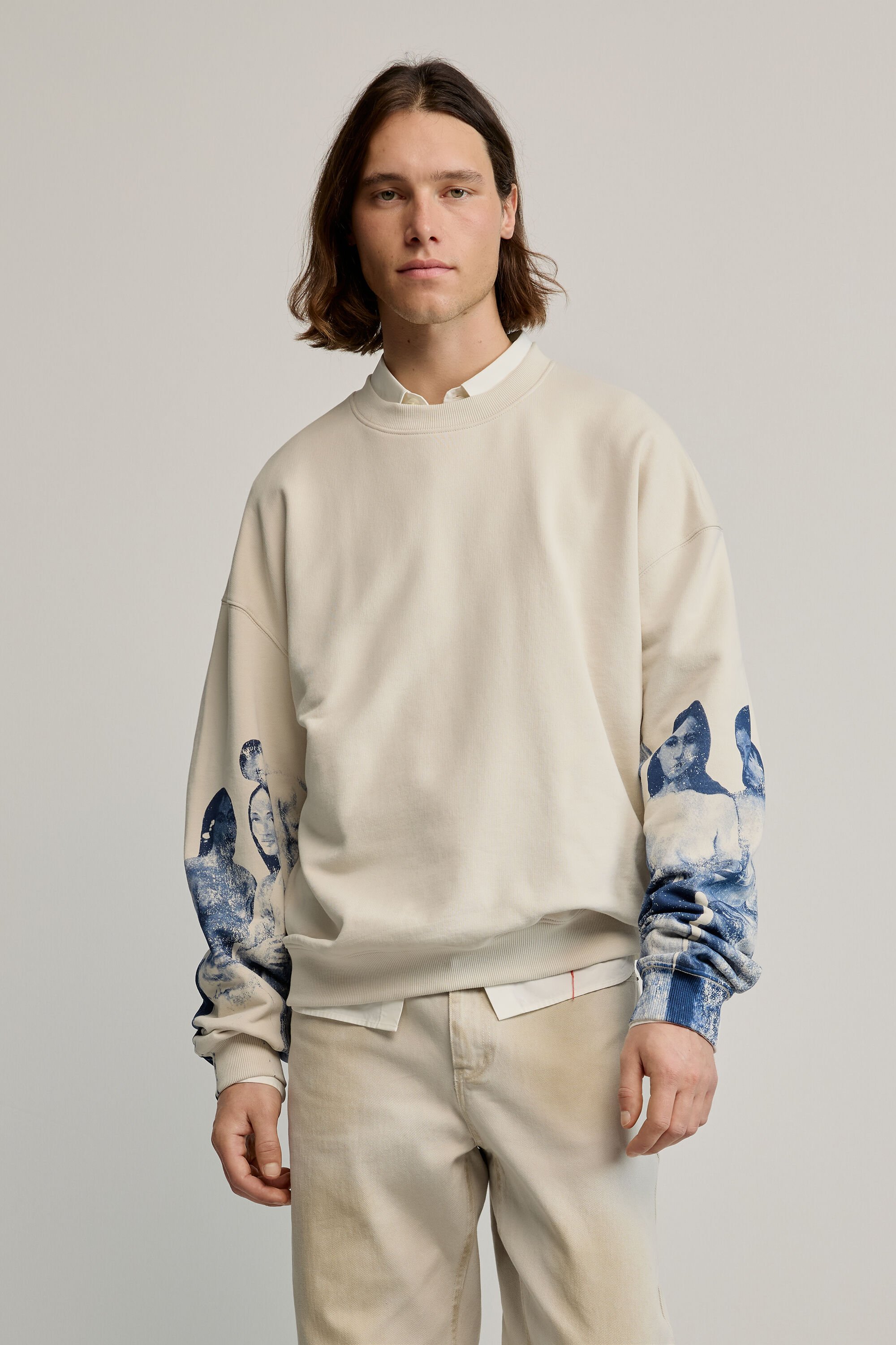 Sweatshirt With Printed Sleeve