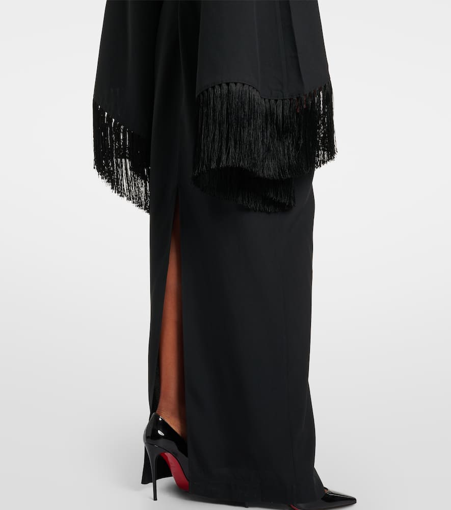 Magnifique fringed crêpe gown