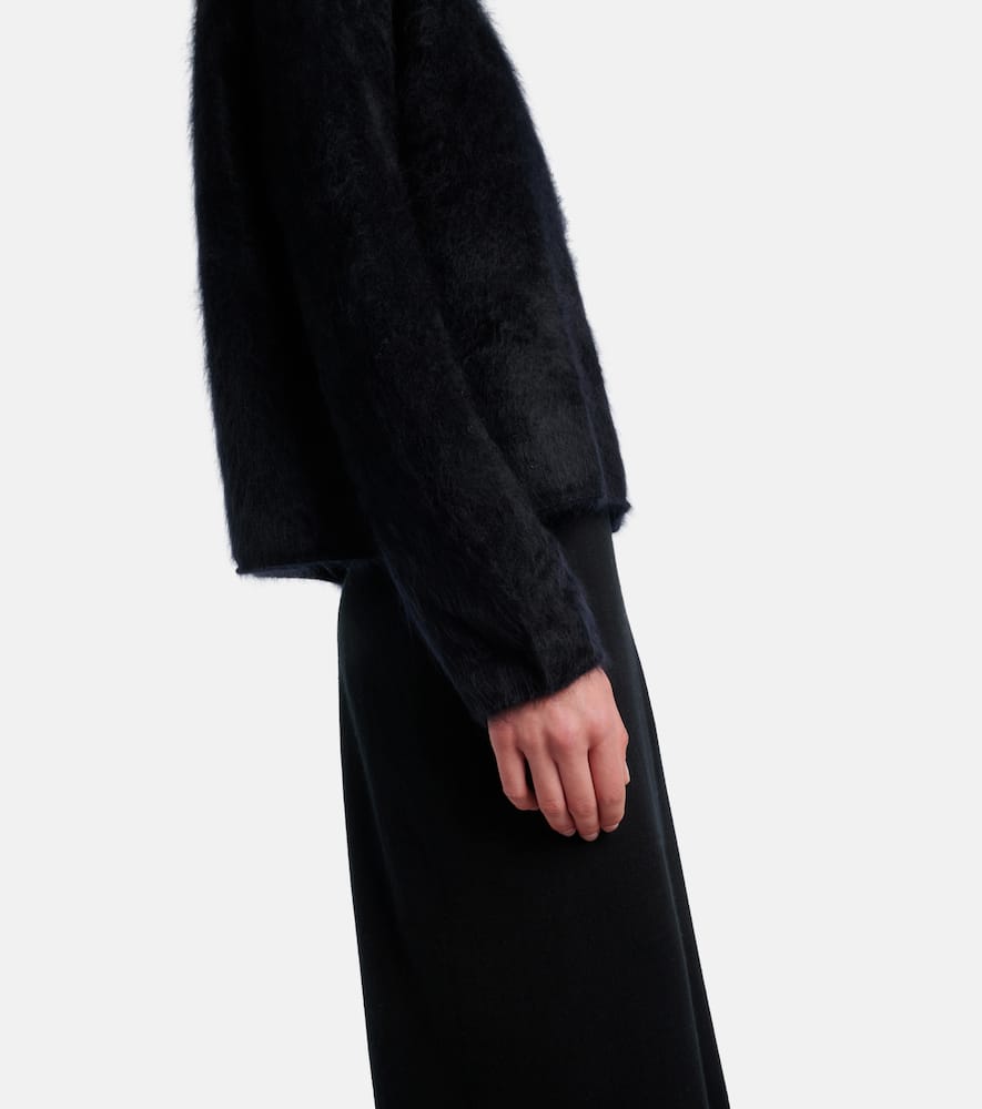 Cashmere sweater