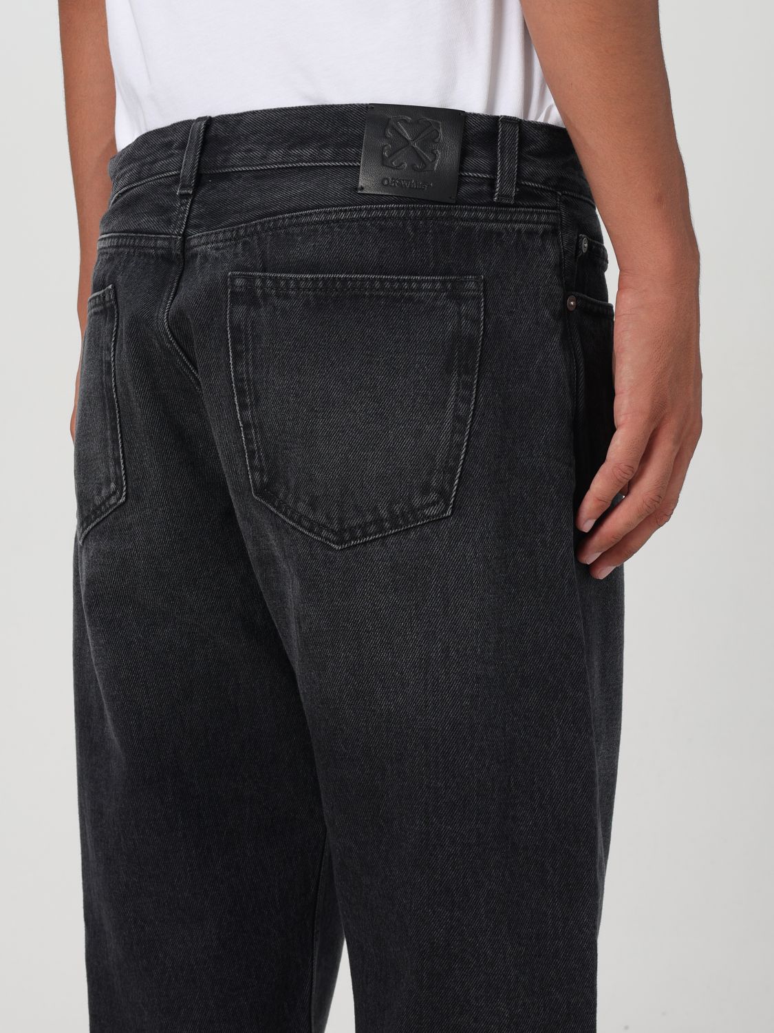 Zip-detail straigh-leg jeans - Black