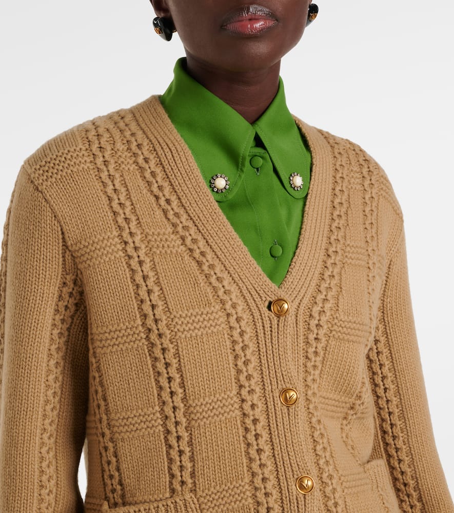 Virgin wool cardigan