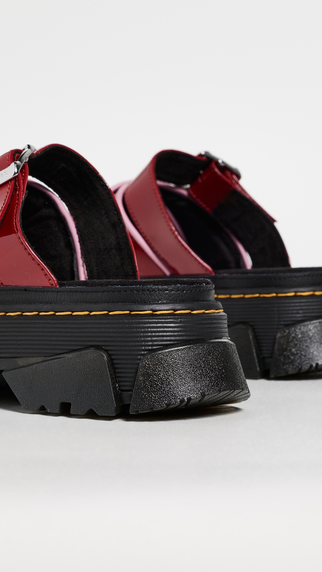Mattison Slides Scarlet Red