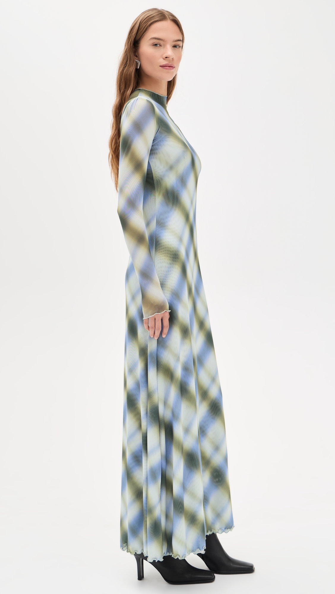 Lyon Dress Blur