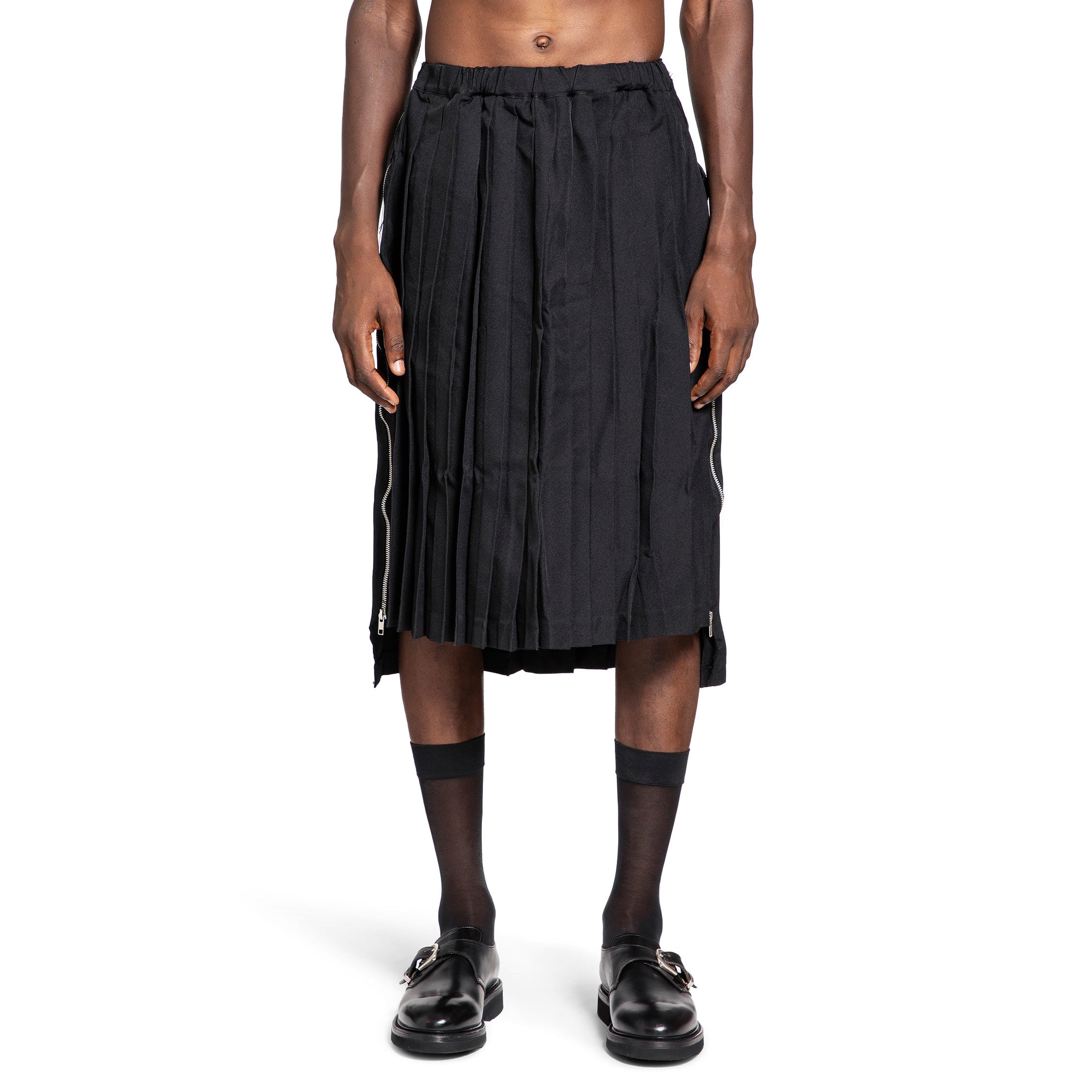 MAN BLACK SHORTS & SKIRTS
