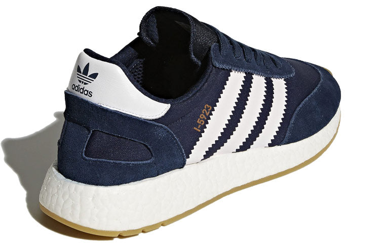 Iniki Runner 'Collegiate Navy'