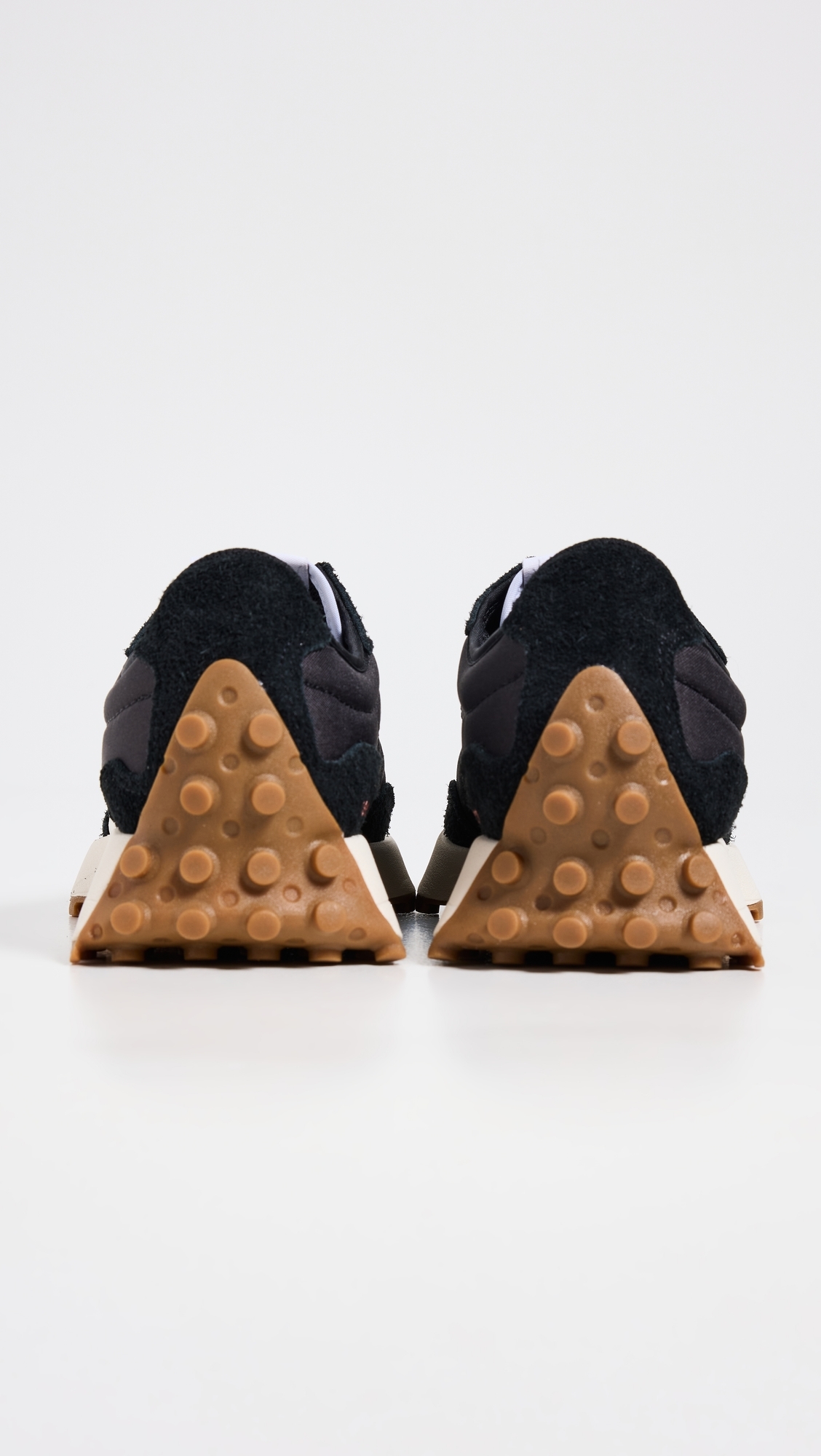 WS 327 Sneakers Black White