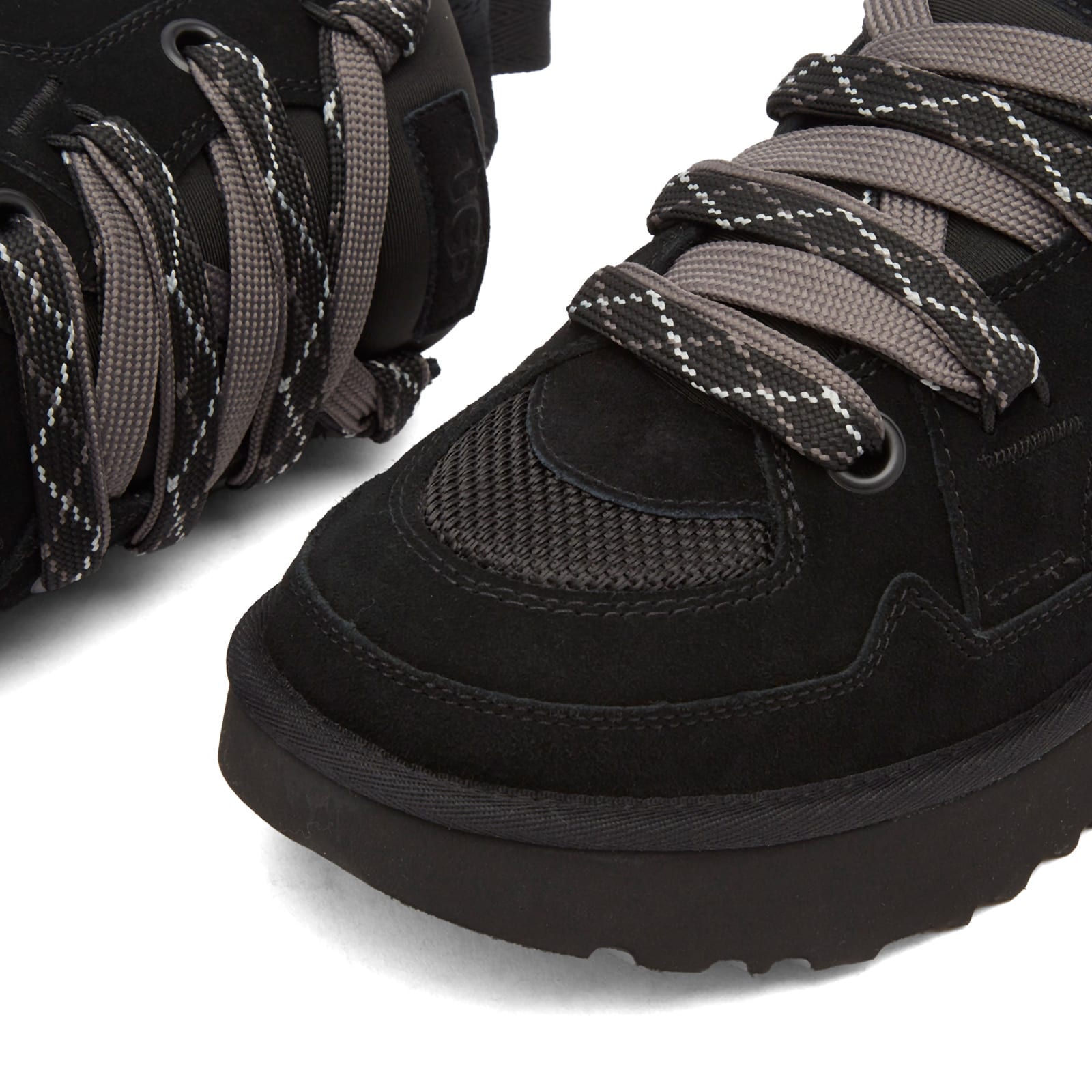 Men's Lo Lowmel Sneaker in Black