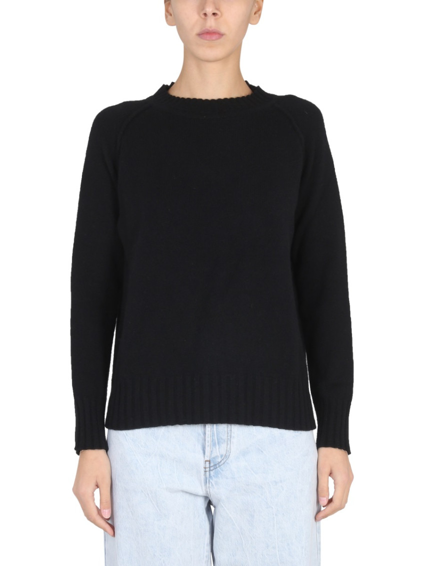 Black Knitted Crew Neck Sweater