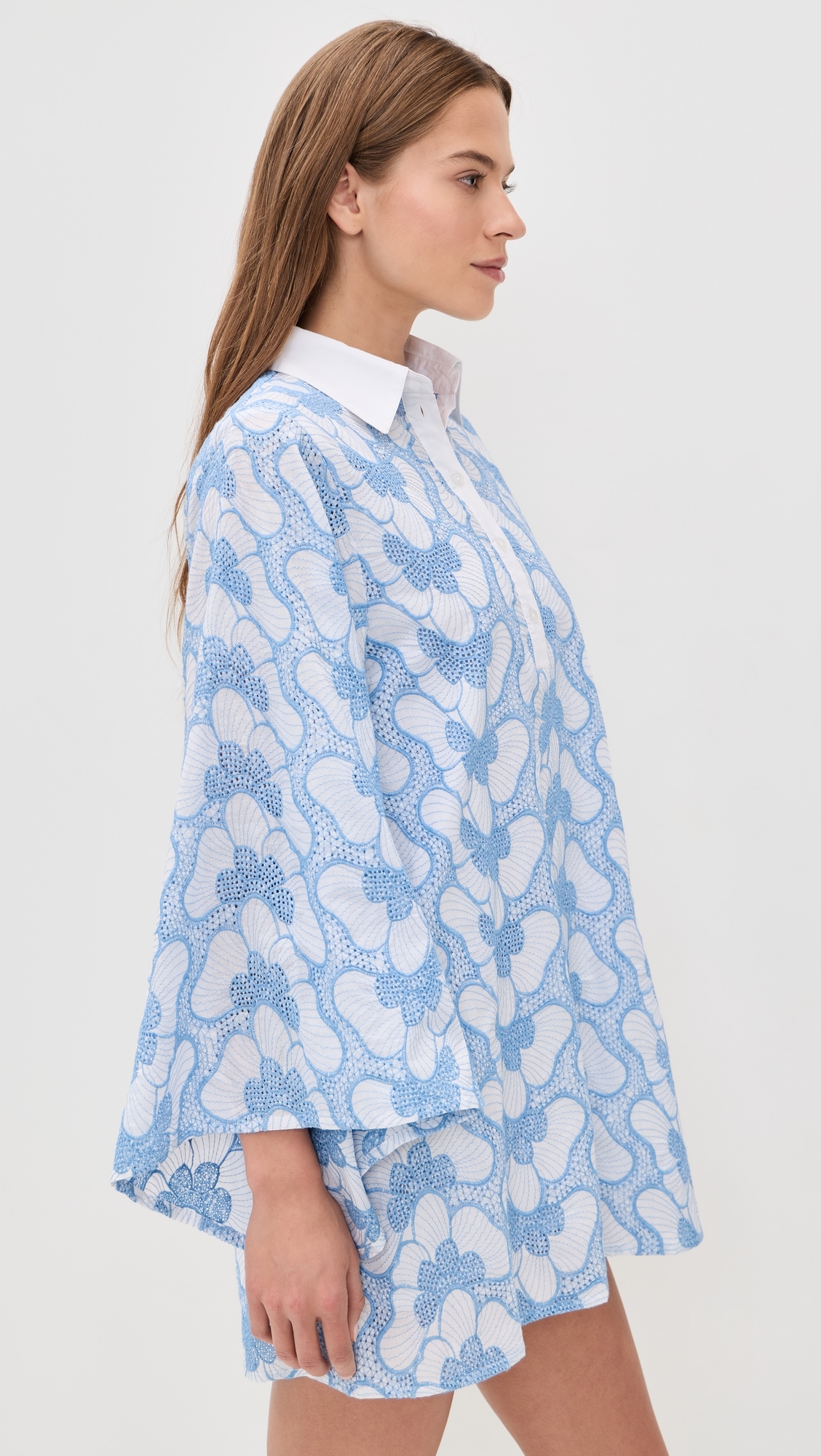 Lupy Short Coverup Eyelet Butterfly Blue L