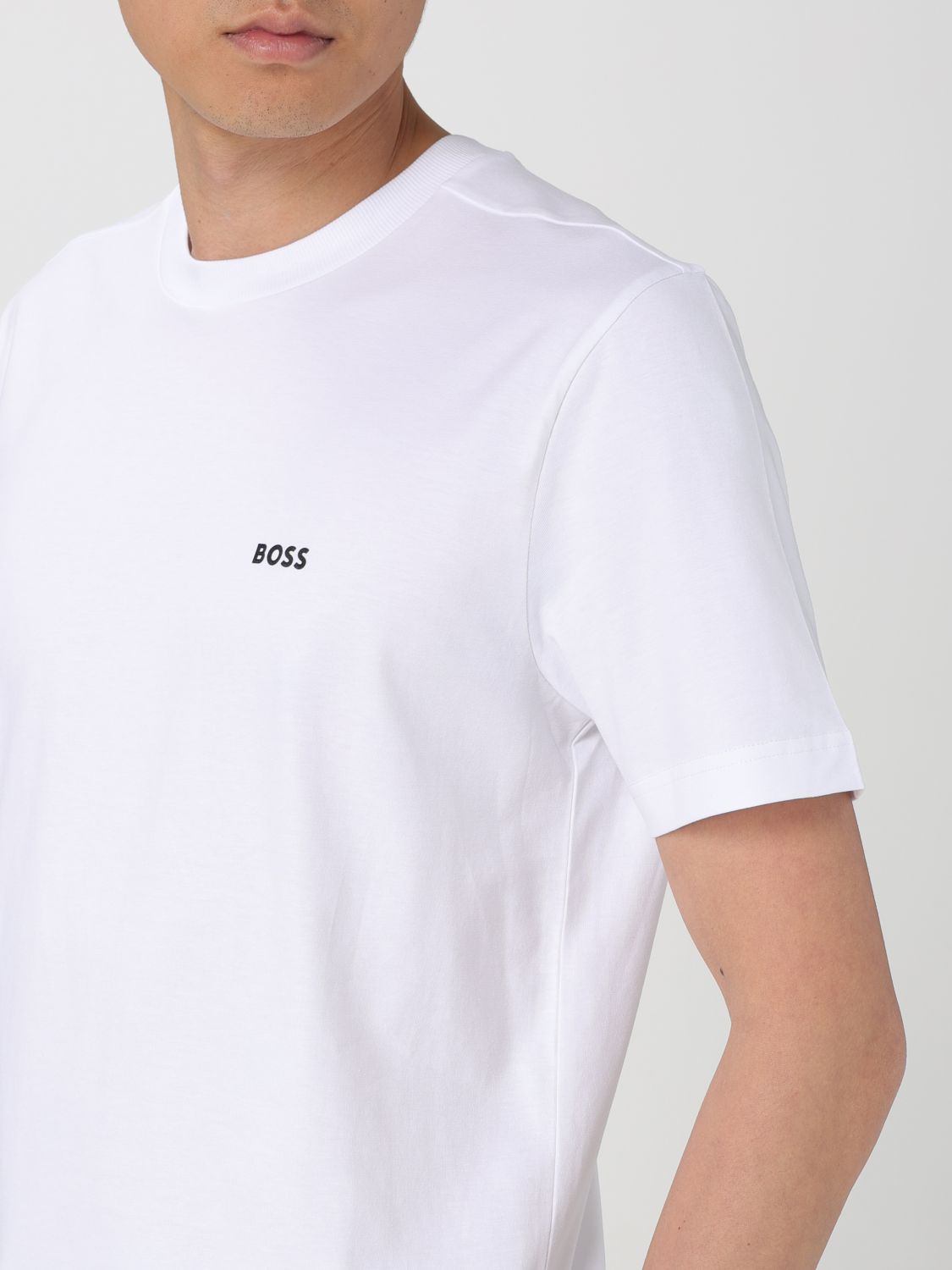 T-Shirt Men color White