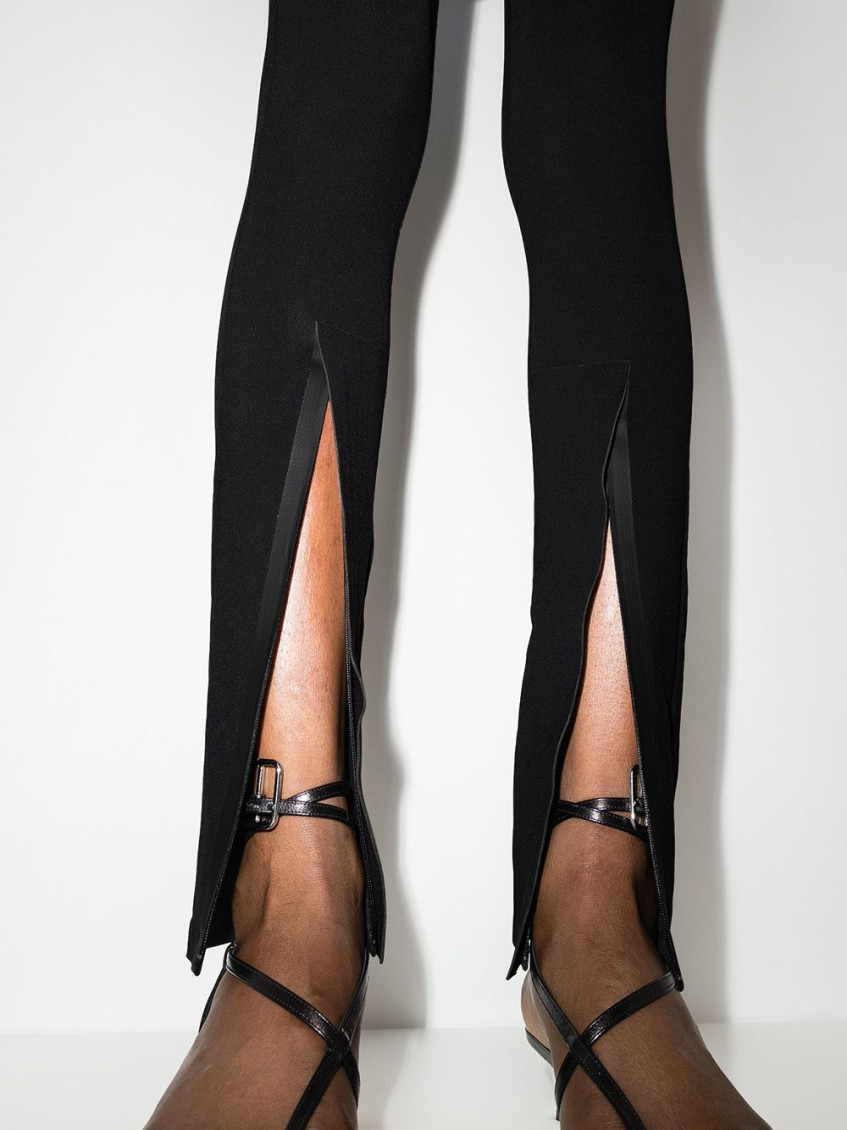 - Front Zip Leggings