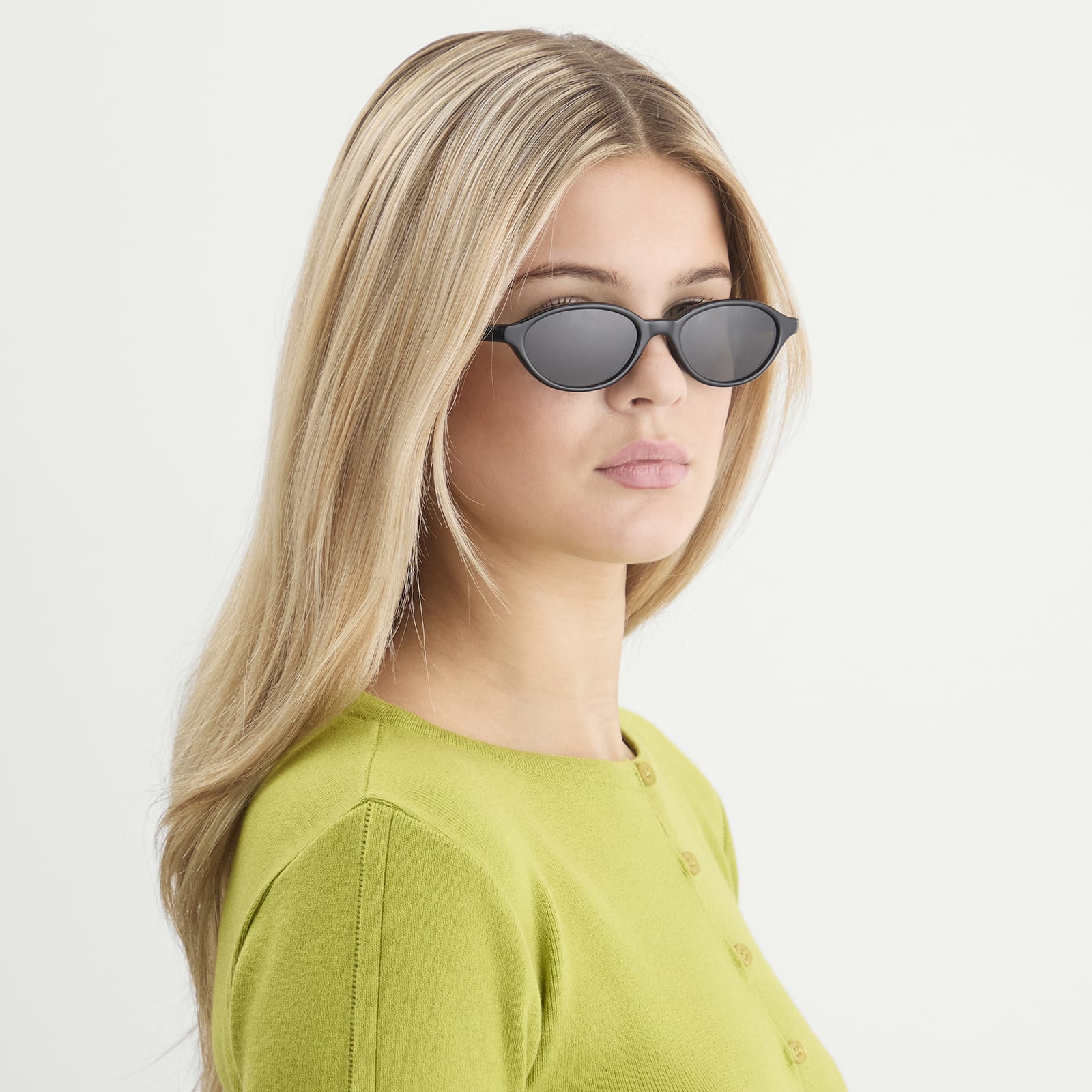 Alien Sunglasses in Black 