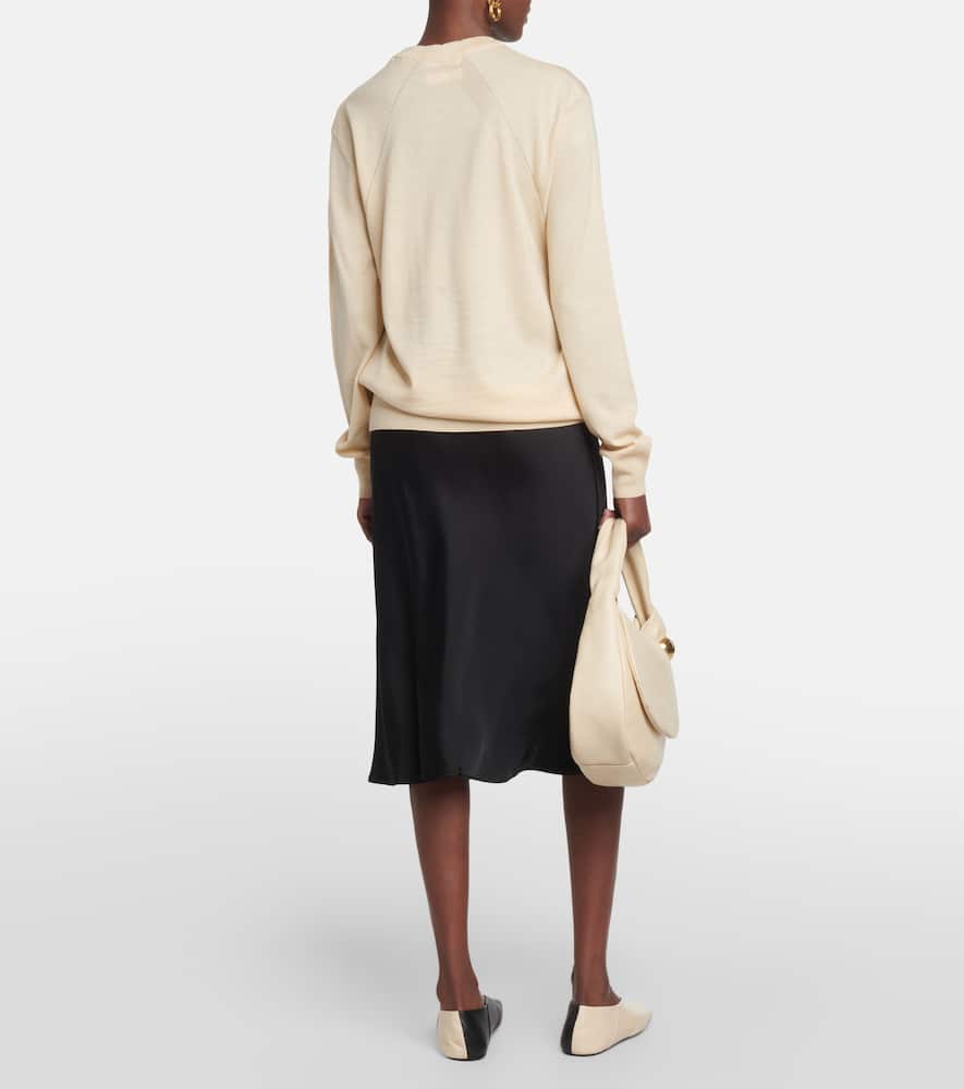 Wool sweater