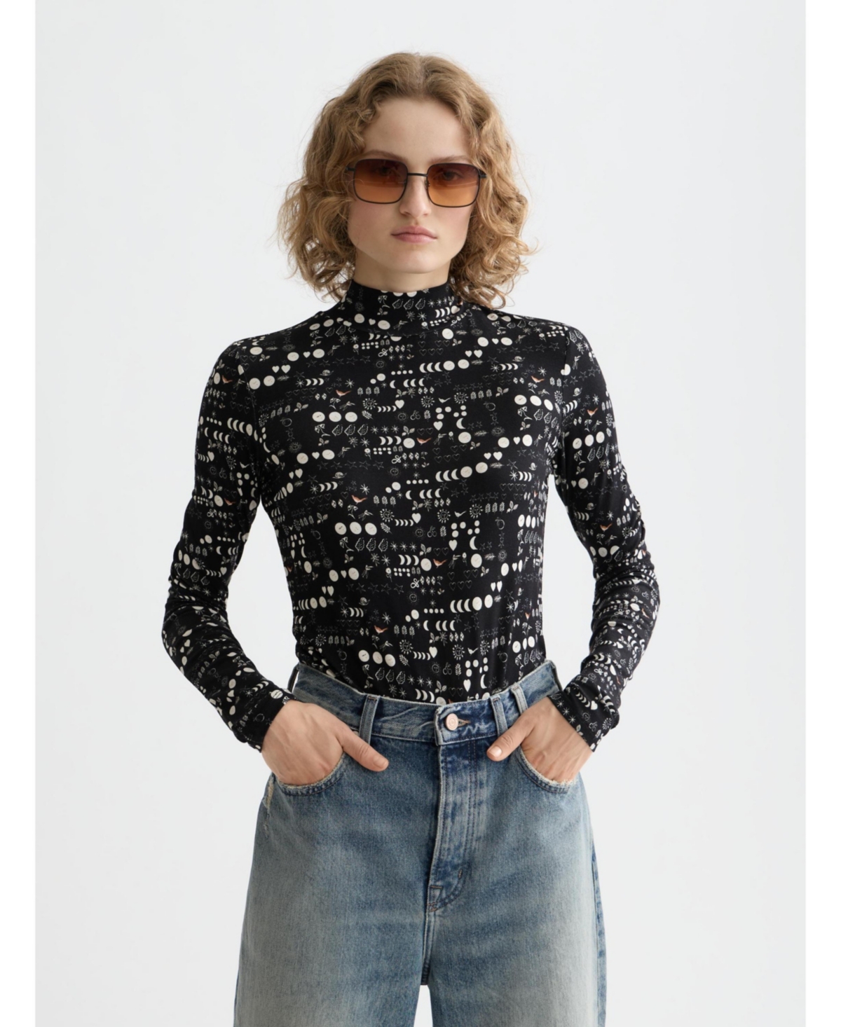 Women's All Over Printed Mock Neck Long Sleeve T-shirt - Moon gardening