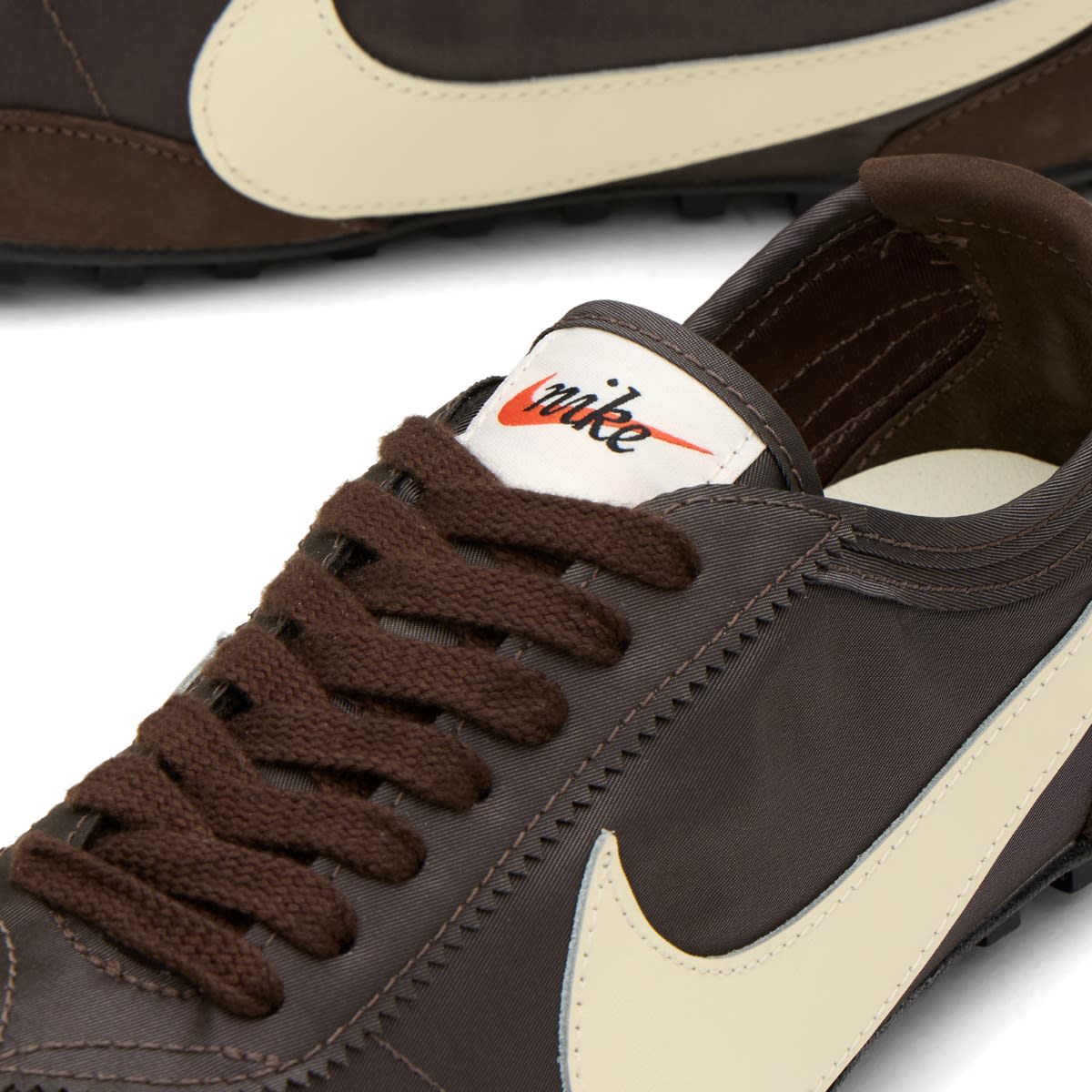 Women's W Moon Shoe OG Sneaker in Baroque Brown/Cashmere/Black