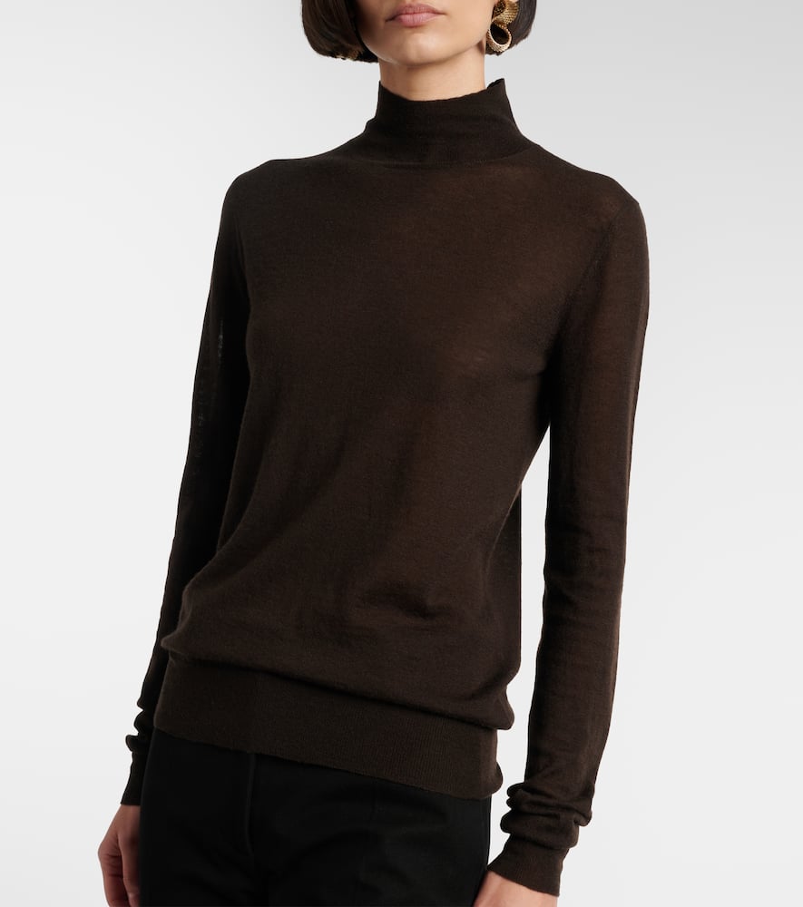 Cashmere sweater