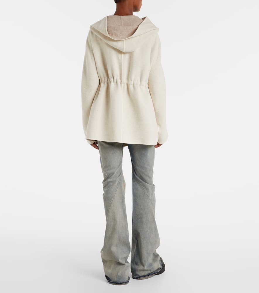 Camel and wool jacket