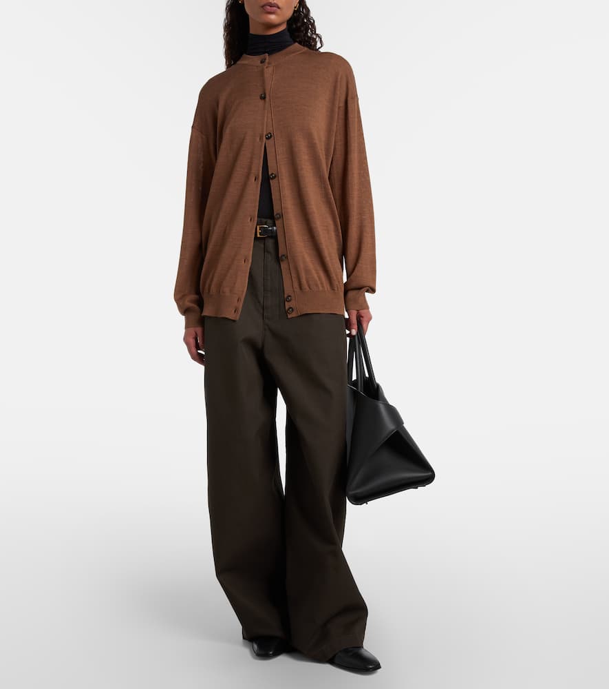 Virgin wool cardigan