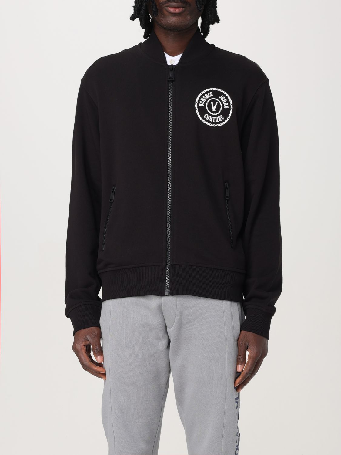 Logo-embroidered zip-up hoodie - Black