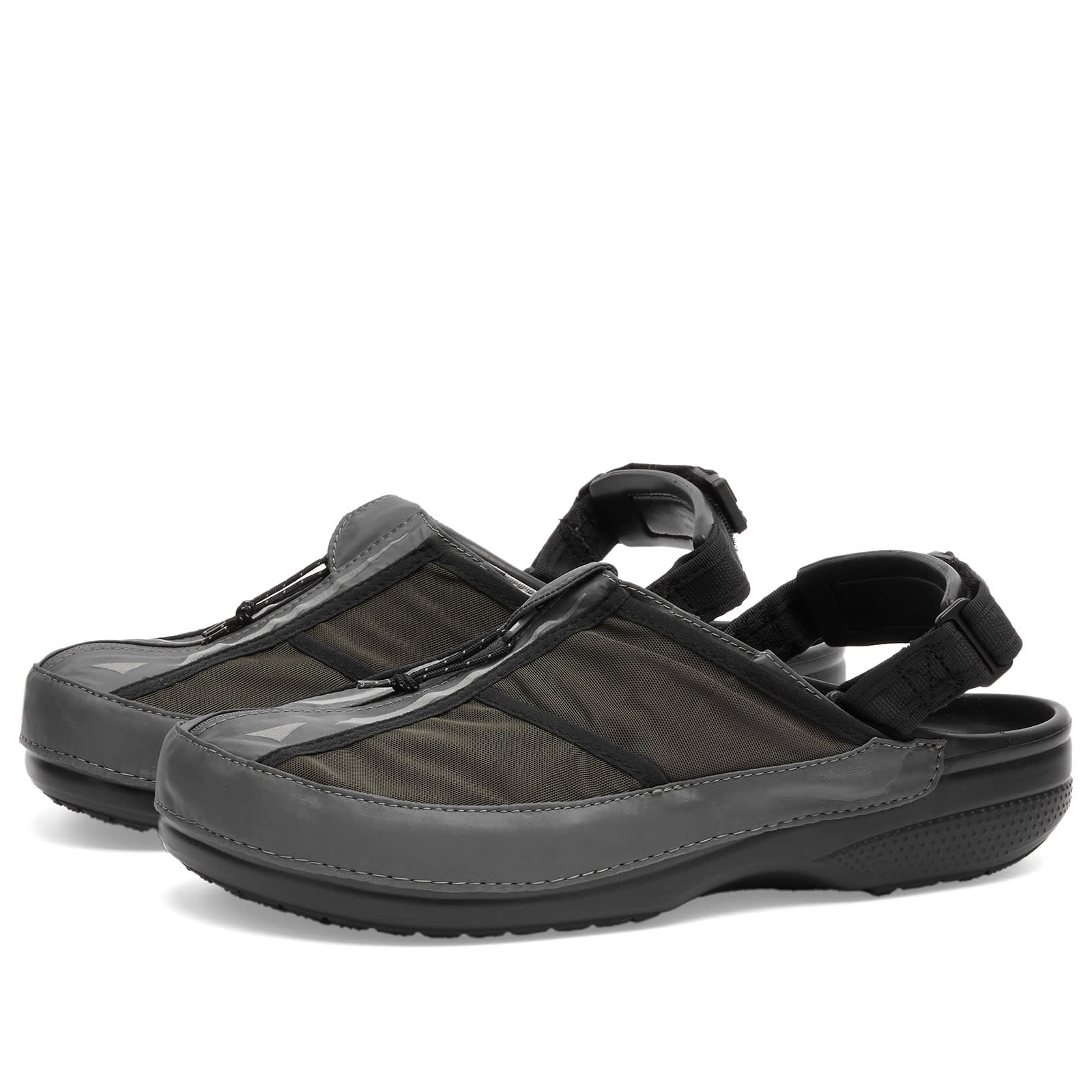Running Vest Clog in Black