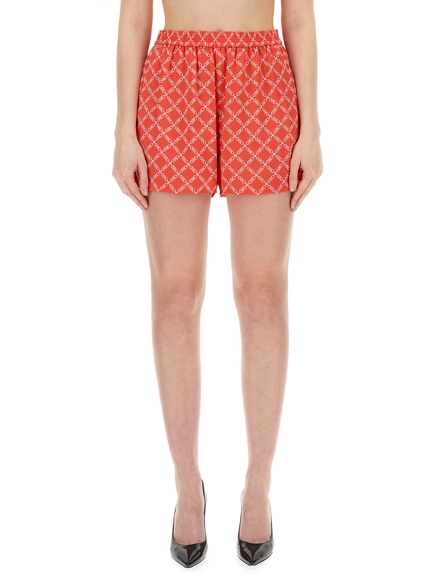 Shorts with logo