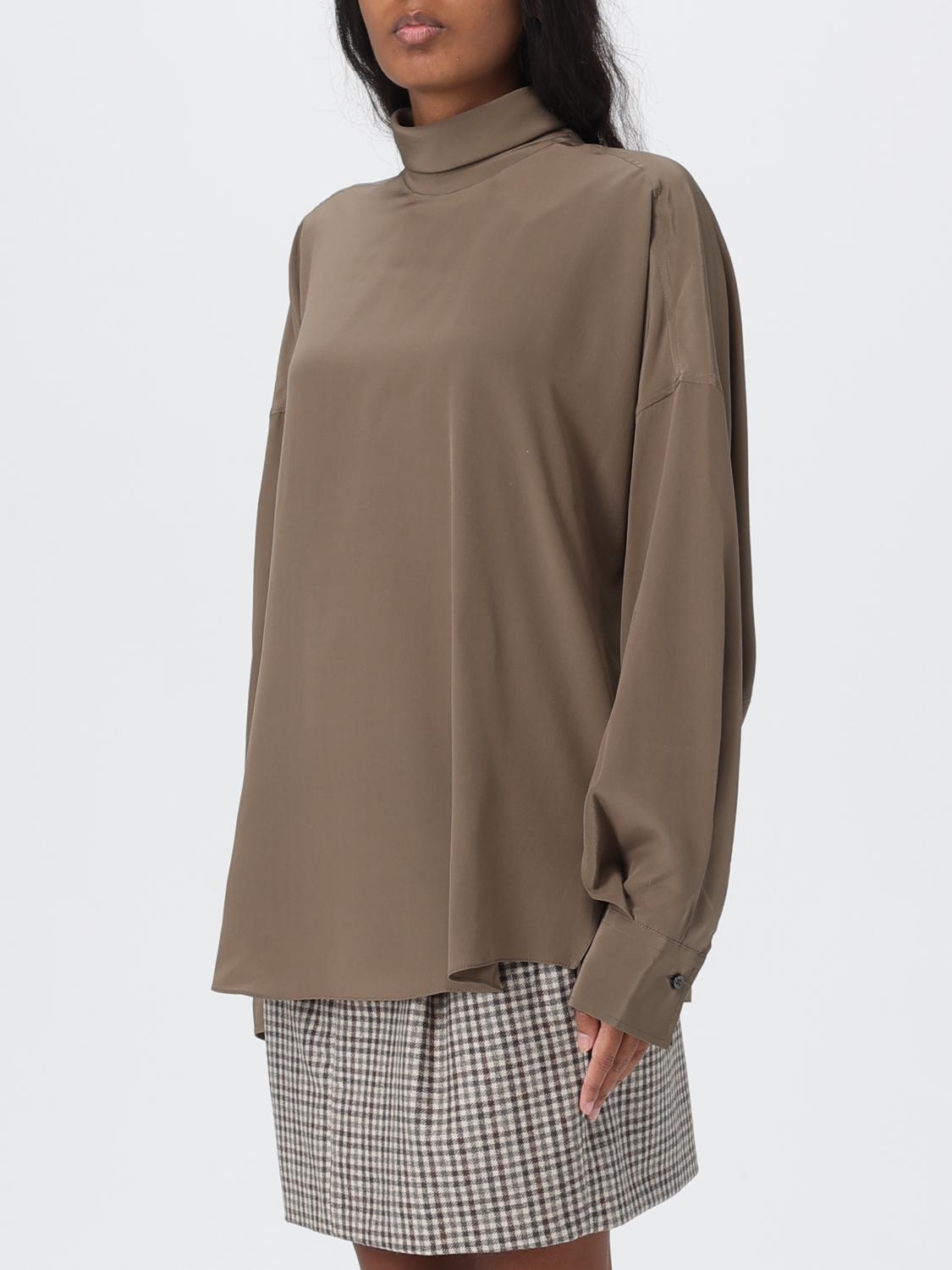 Top Woman color Brown