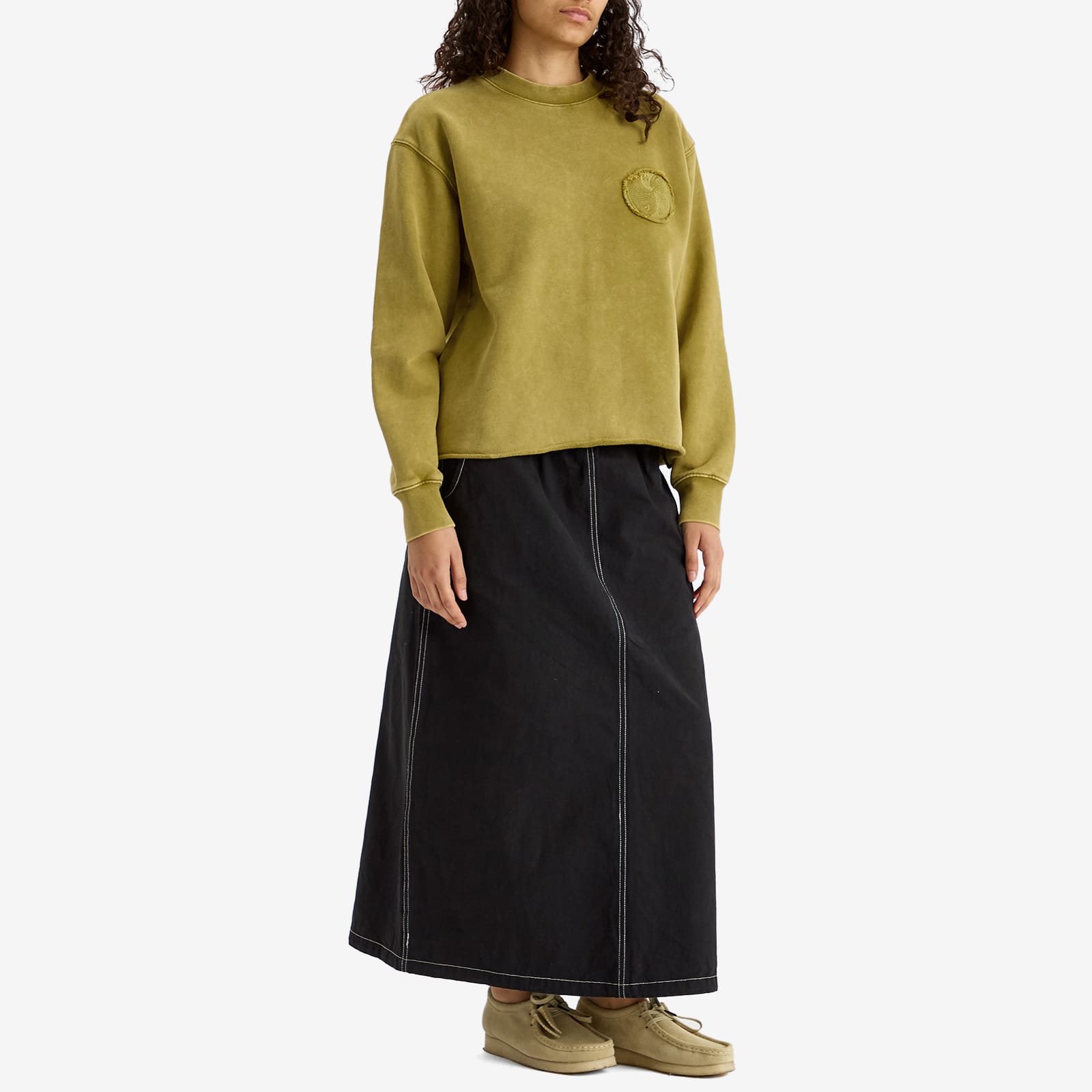 Heresy Women's Portal Sweatshirt in Green