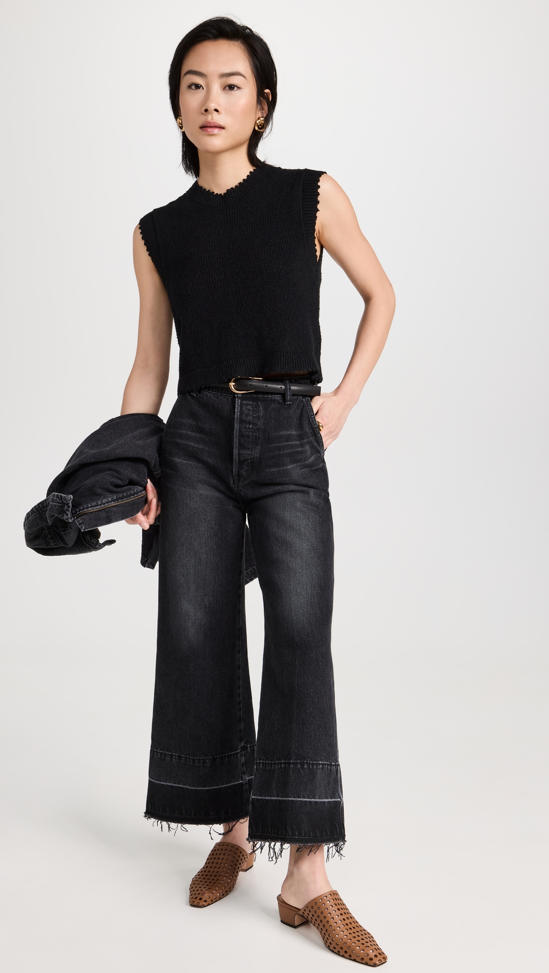 Relent Top Black