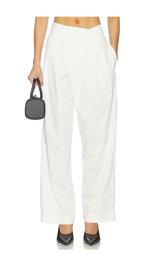 ET OCHS Leon Pant in White. 0 also , 4, 6