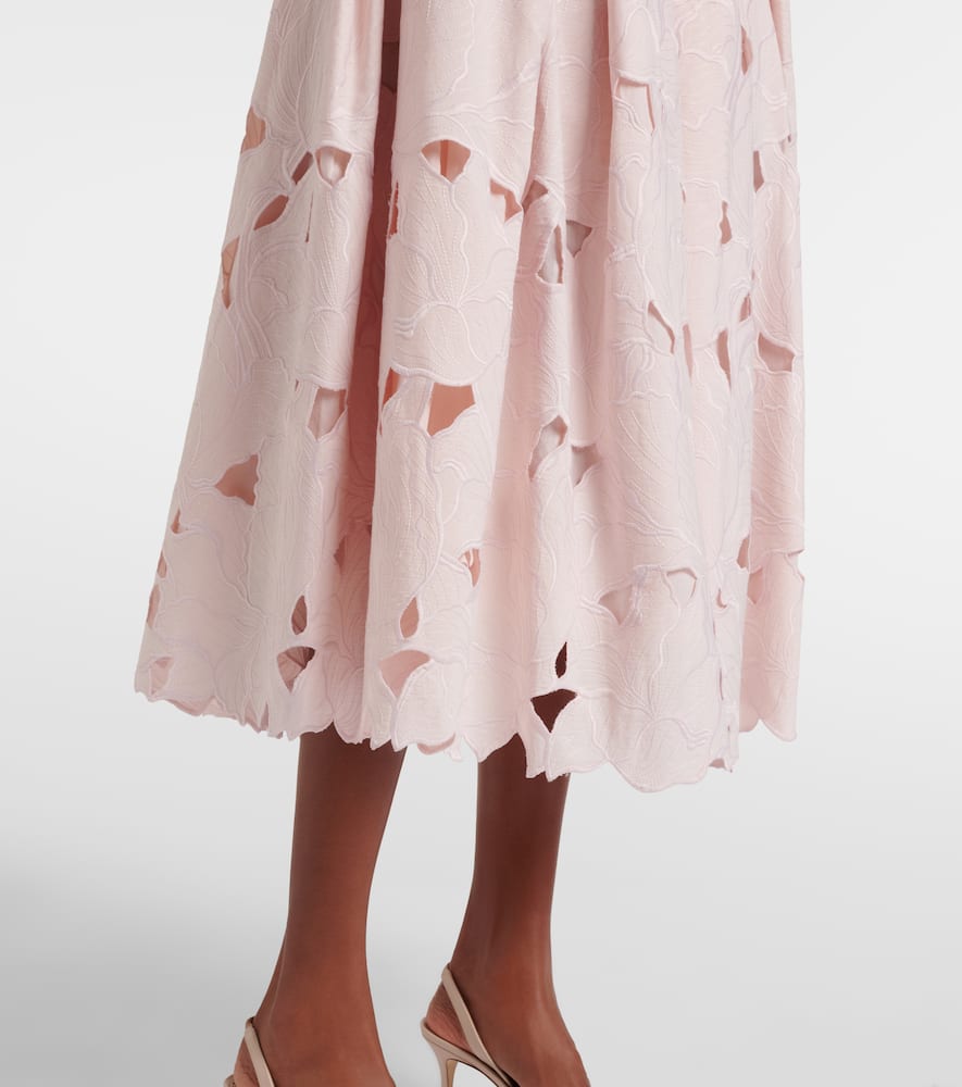 Cutout floral pleated midi skirt