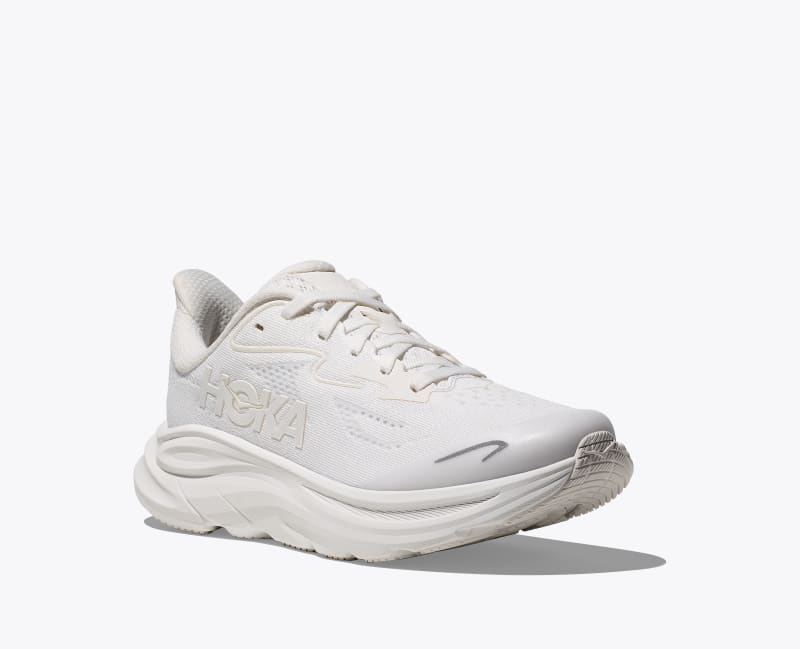 HOKA Clifton 10 Shoes in White/White