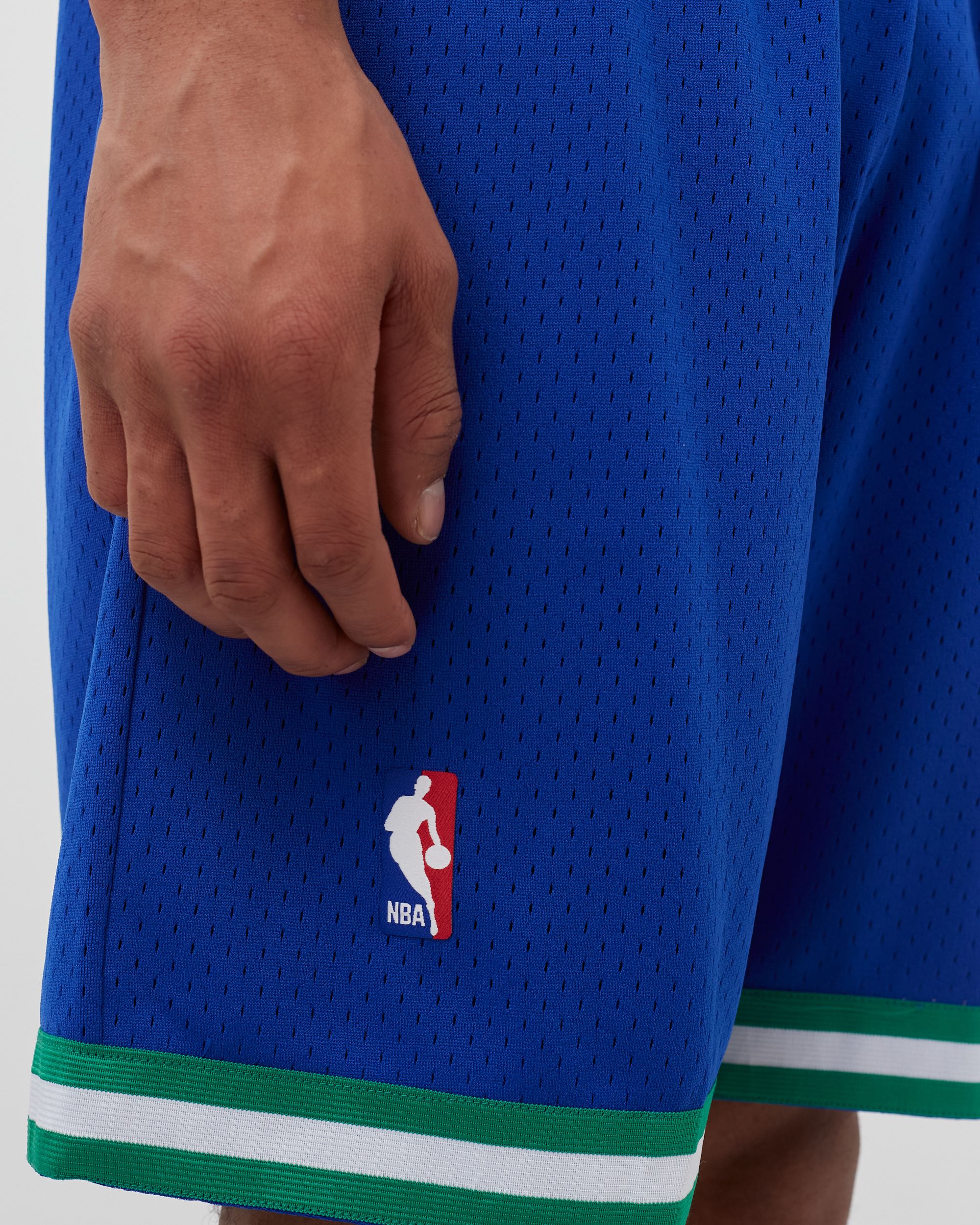 NBA Swingman Shorts Dallas Mavericks Road 1998-99 blue male Sport & Team Shorts now available at BSTN