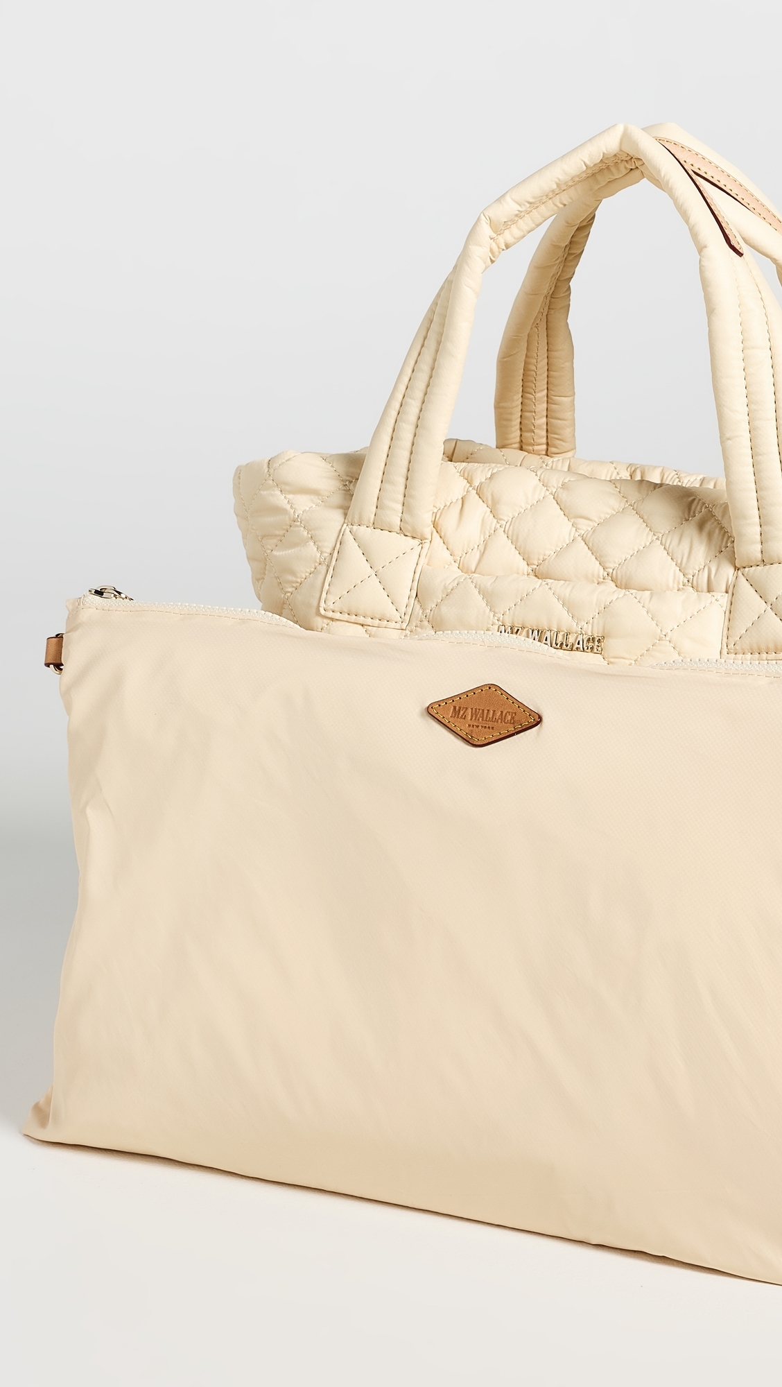 Small Metro Deluxe II Tote Chamomile One Size
