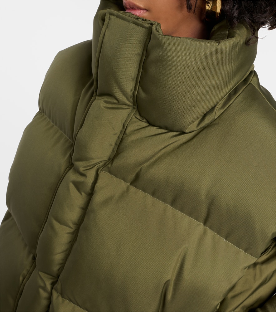 Cropped down vest