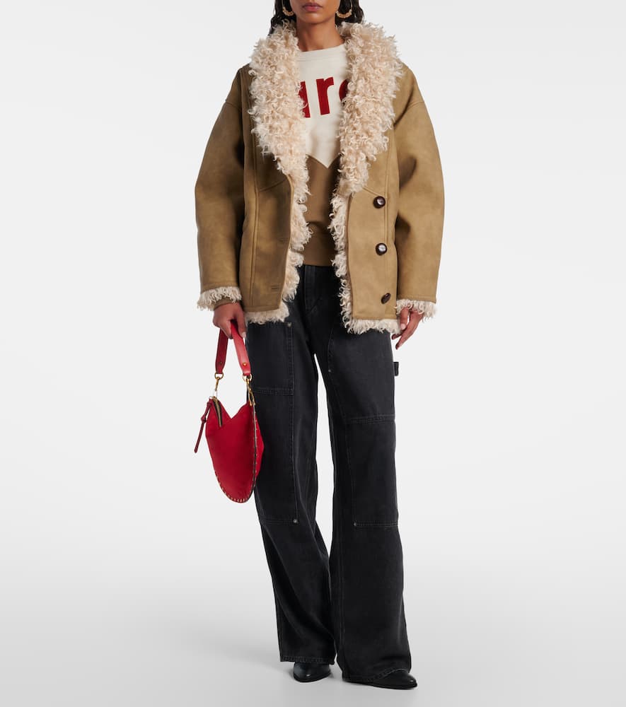 Clea coat