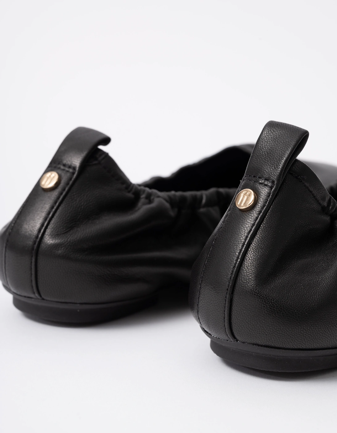 Women's FitFlop Delicato Poise Womens Leather Ballerina Shoes - All Black