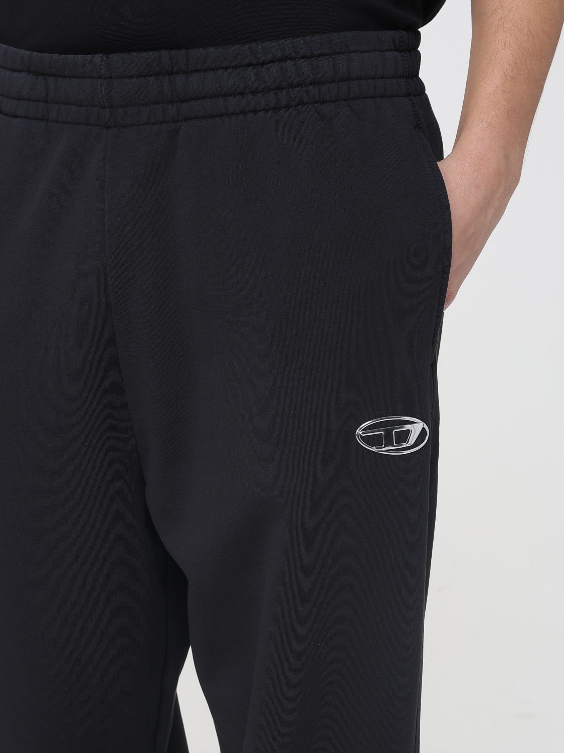 Pants Men color Black