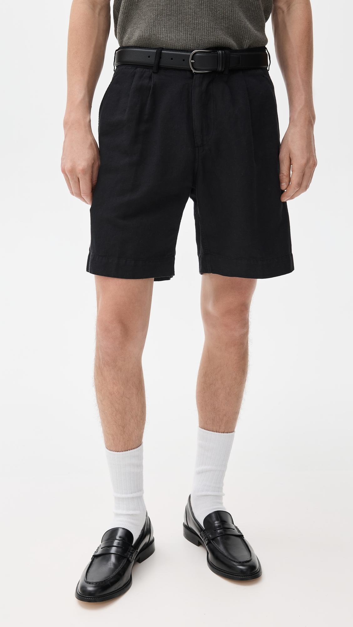 Knickerbocker Canal Cotton & Linen Pleated Shorts Black