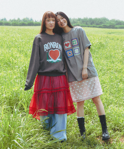 CROCHET SQUARE OVER FIT T SHIRT GREY
