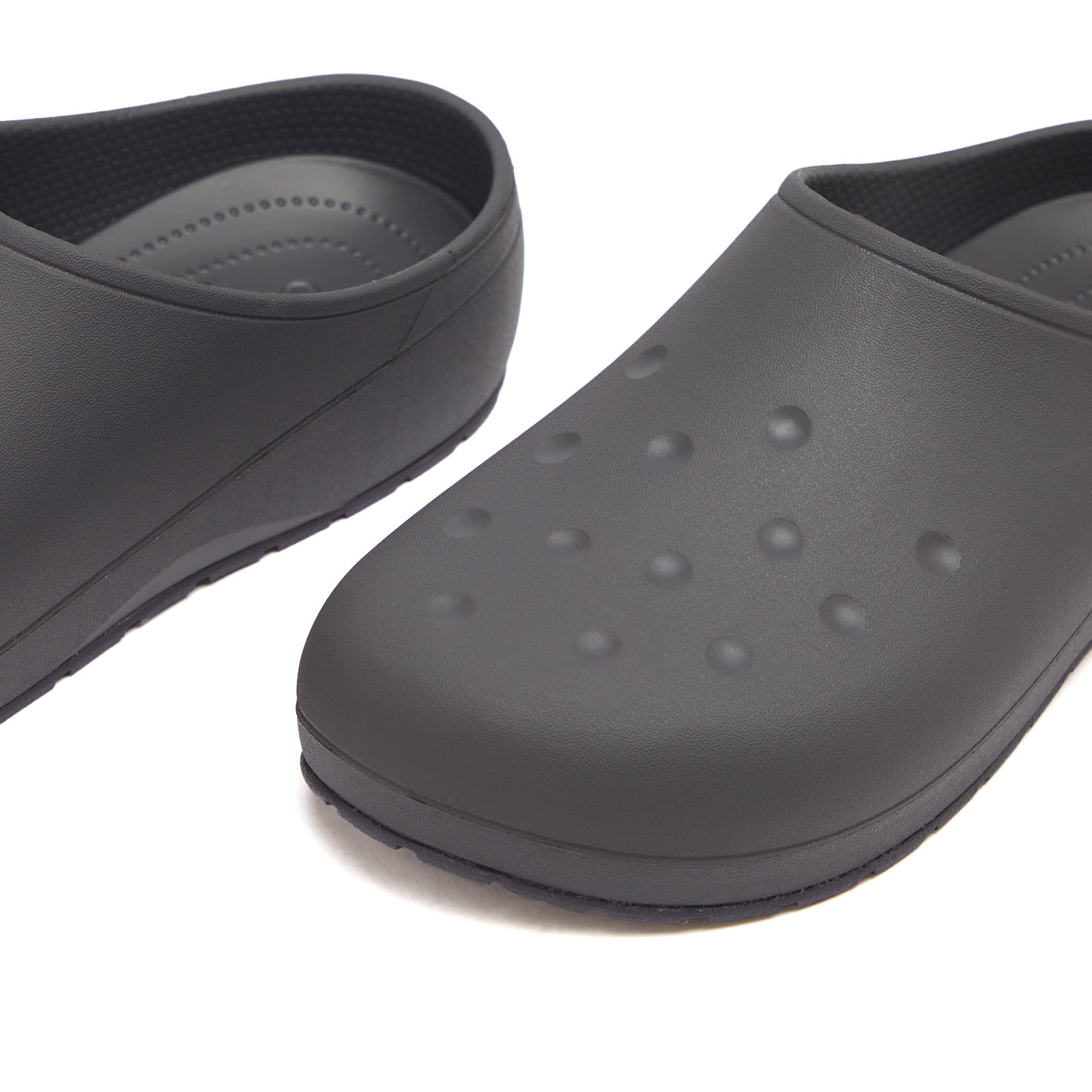 Classic Energy Clog in Black Sand