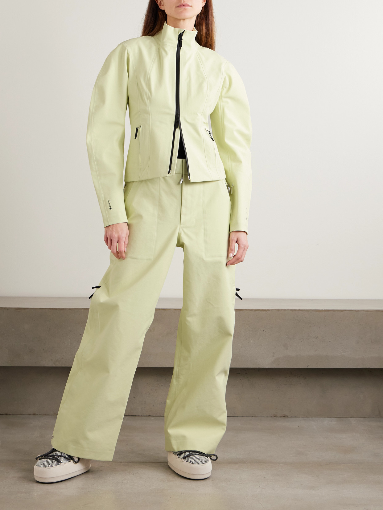 + Jacquemus Paneled Gore-tex Ski Jacket - Yellow