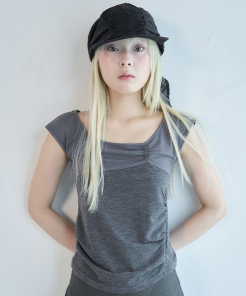Button Shirring T-Shirt