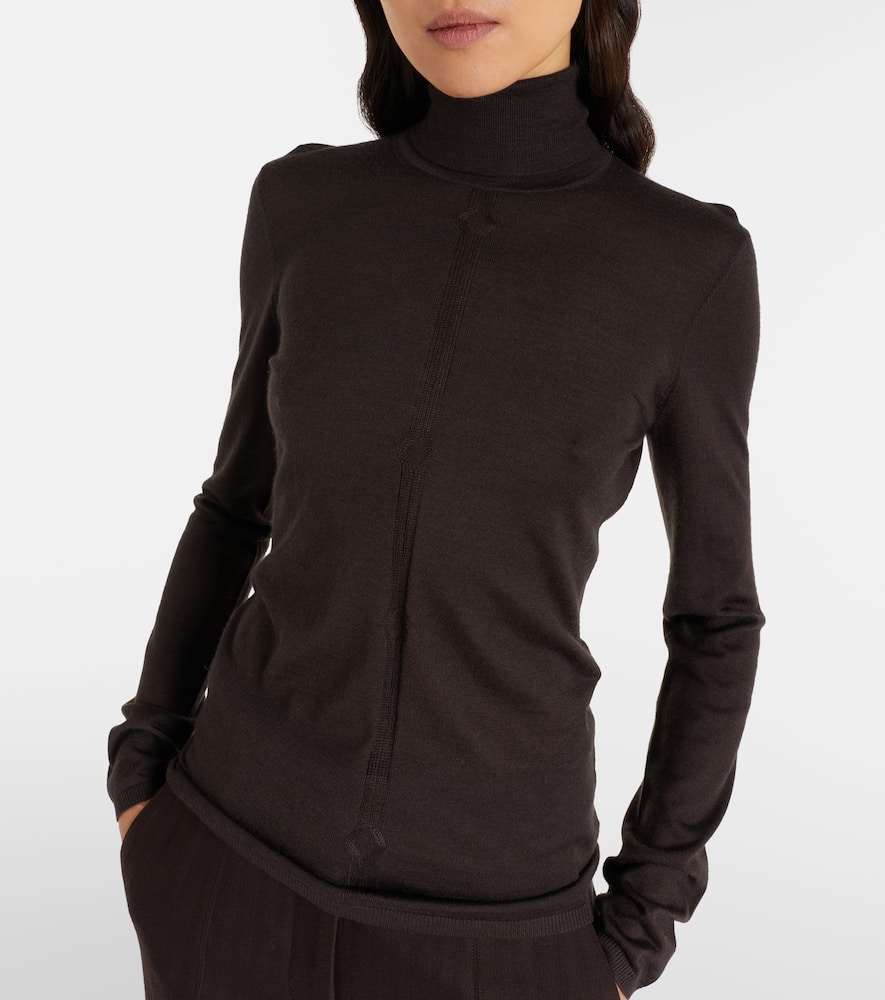 Steinem cashmere-blend turtleneck sweater