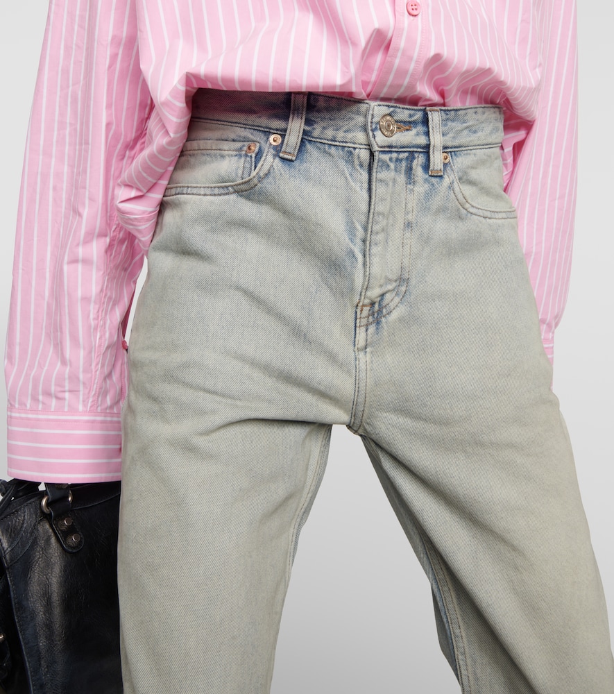 Flared jeans