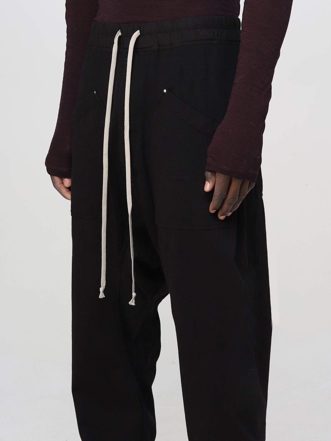 Pants Men color Black