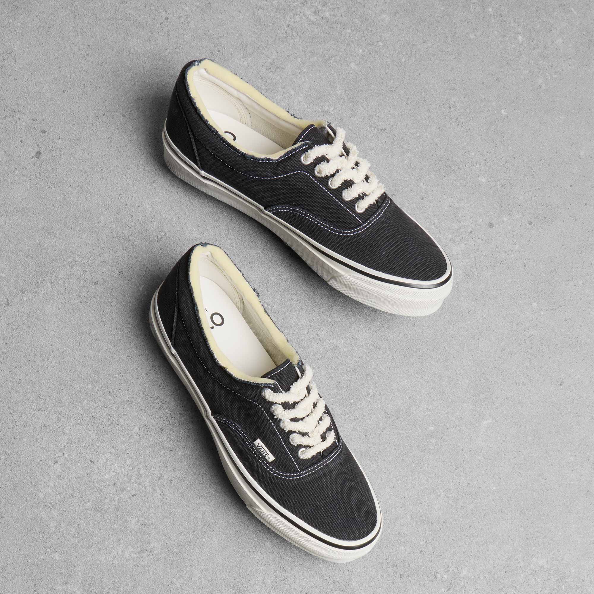 OTW Era 95 DST Sneaker Relic Black