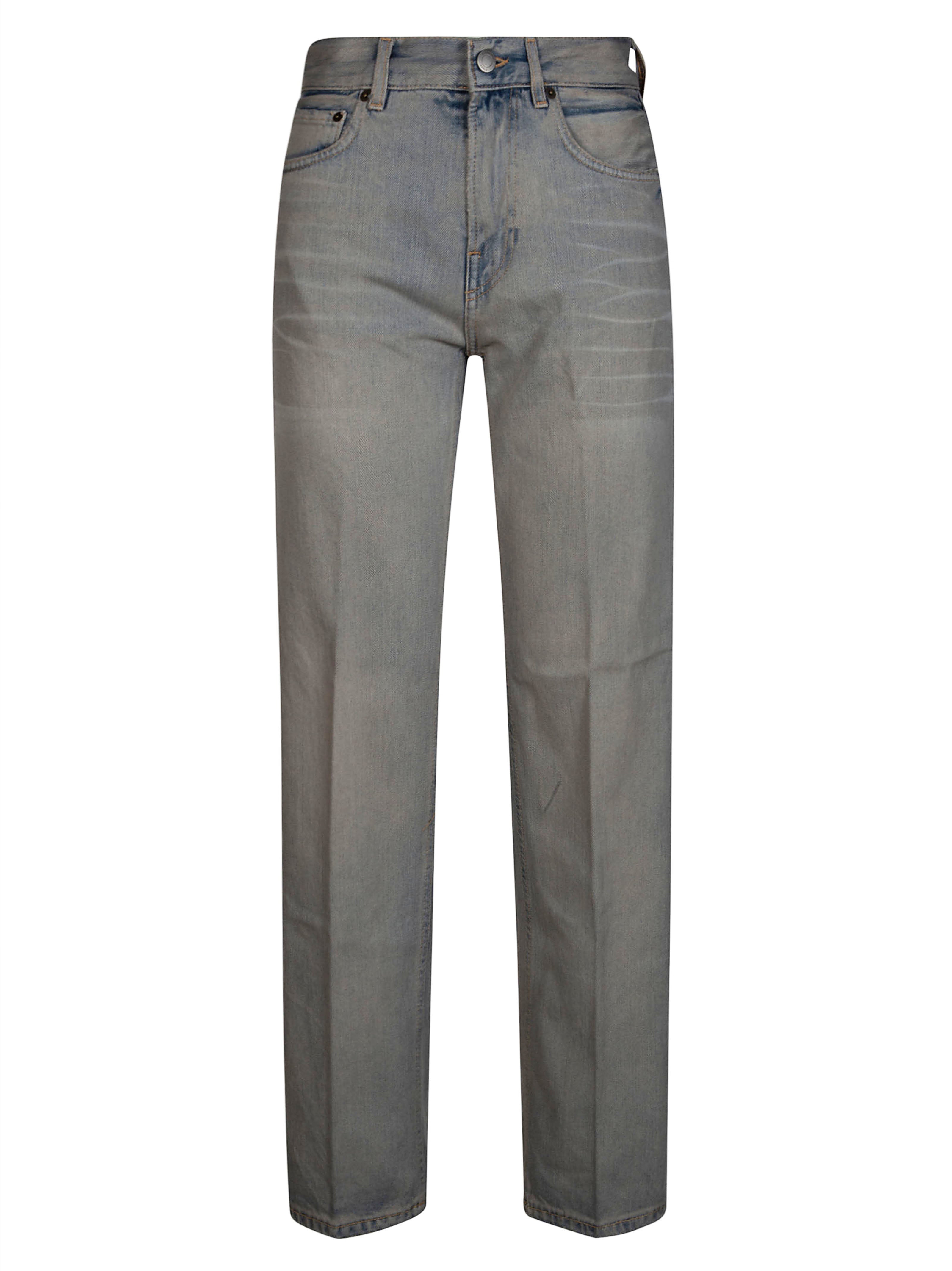Straight Jeans
